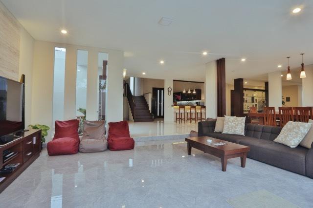 The Arnaya Villa Кута Екстериор снимка